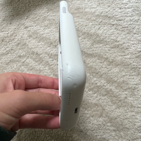 iPhone Xs charging case, white, used - Picture 3 of 6